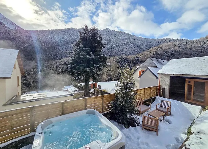 Ame Des Racines Jacuzzi&sauna Le Sylvestre Aragnouet